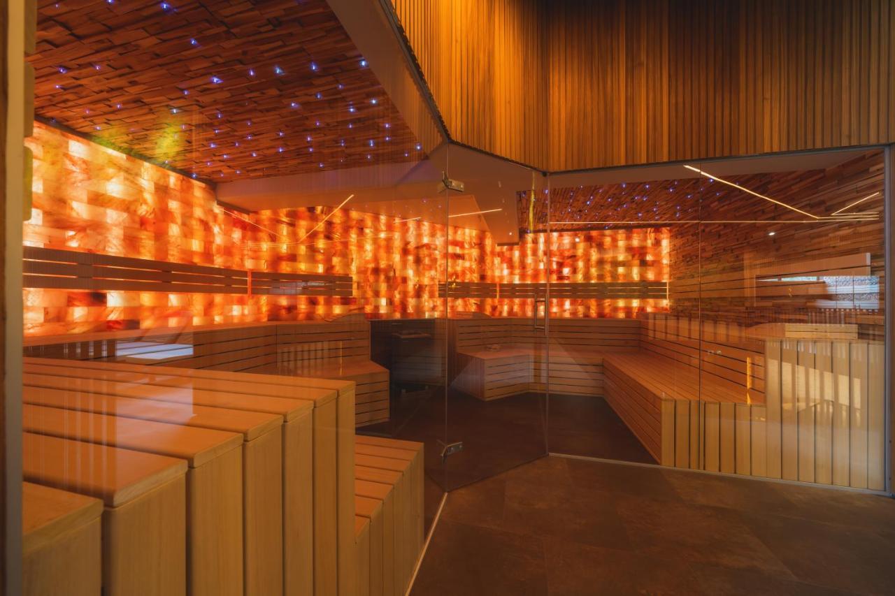 Hotel & Wellness Royal Astrid 3*